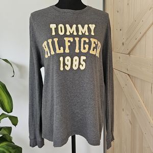 TOMMY HILFIGER Women's size M Dark Gray Long Sleeve 100%‎ Cotton Crewneck Shirt